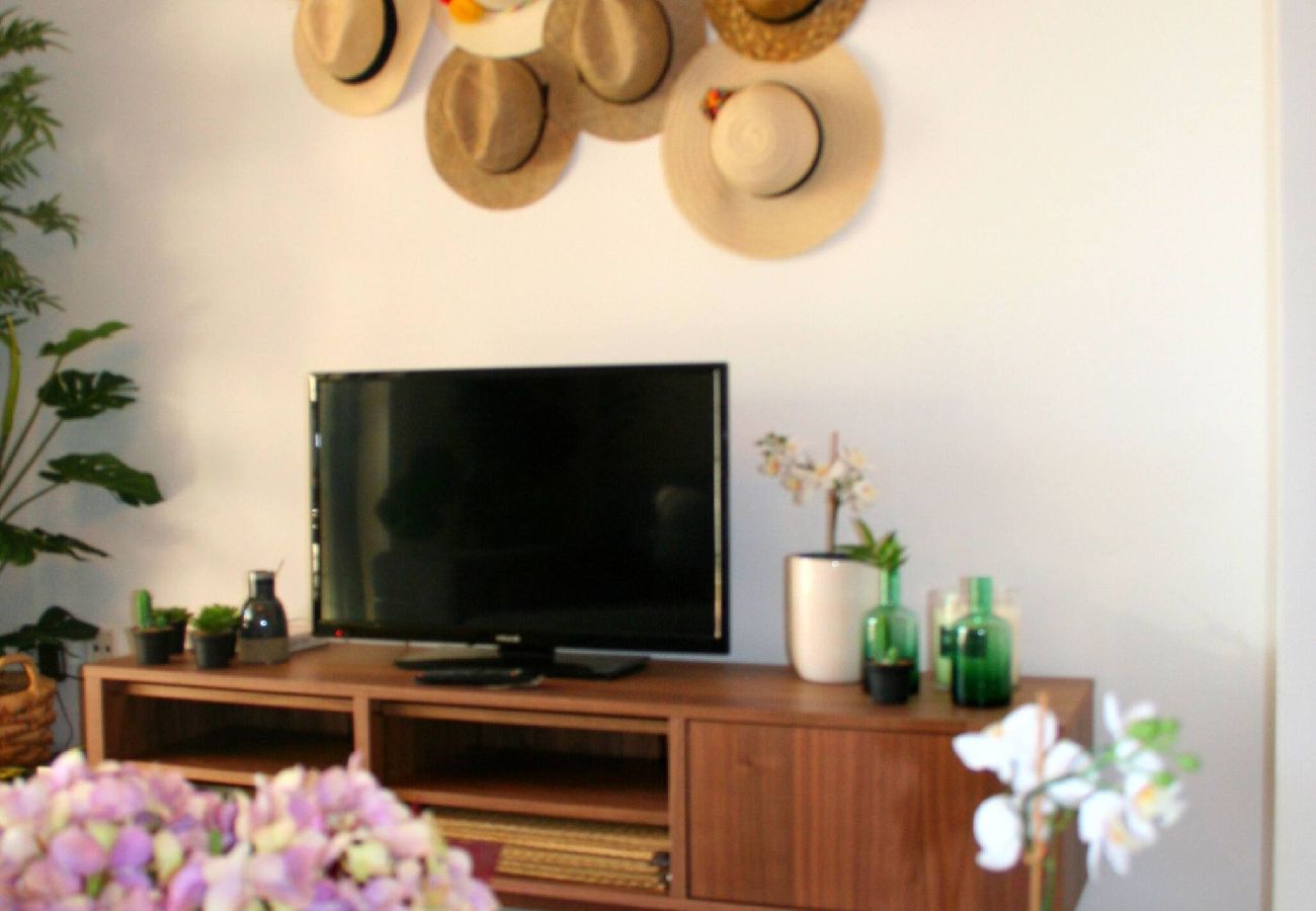 Apartamento en Marbella - Apartamento con decoracion moderna en Lorcrimar 