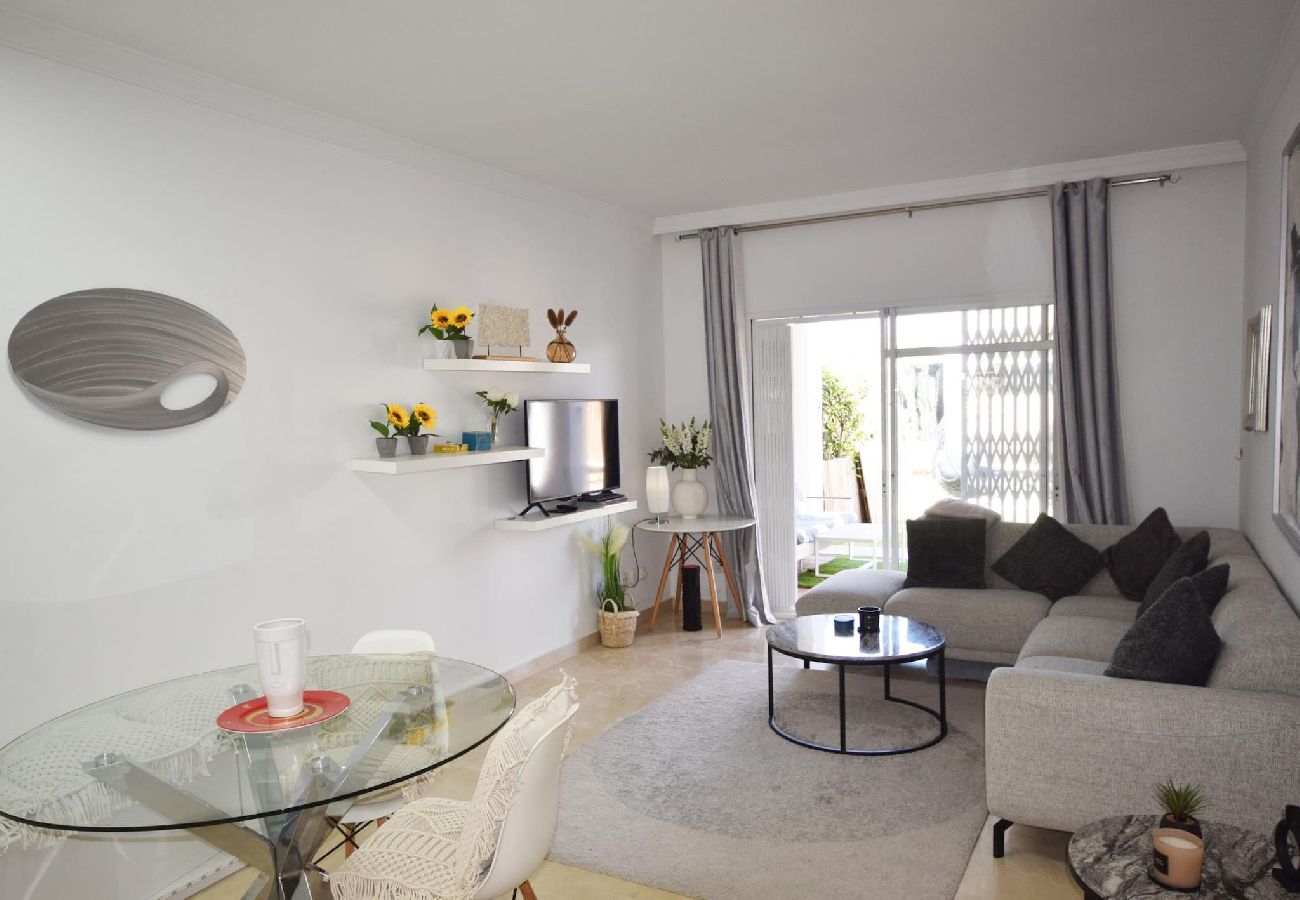 Apartamento en Marbella - Apartamento en Aloha Nueva Andalucía 