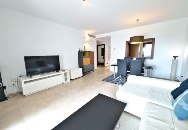 Apartamento en Marbella - Espectacular Apartamento Vacacional en Pueblo de Los Monteros, Marbella 🌅⛰️