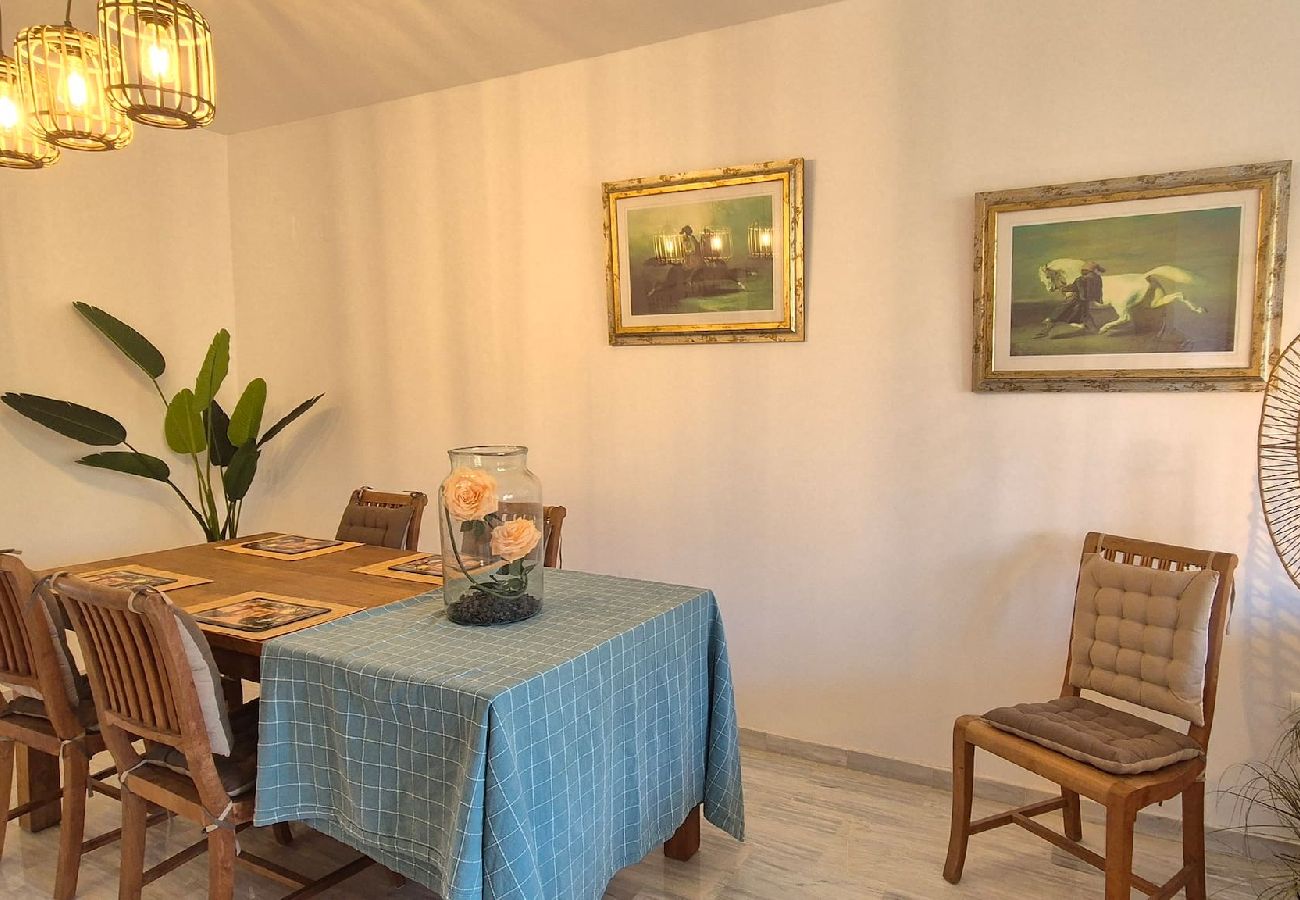 Apartamento en Marbella - Estupendo Apartamento Vacacional en Las Mimosas Golf