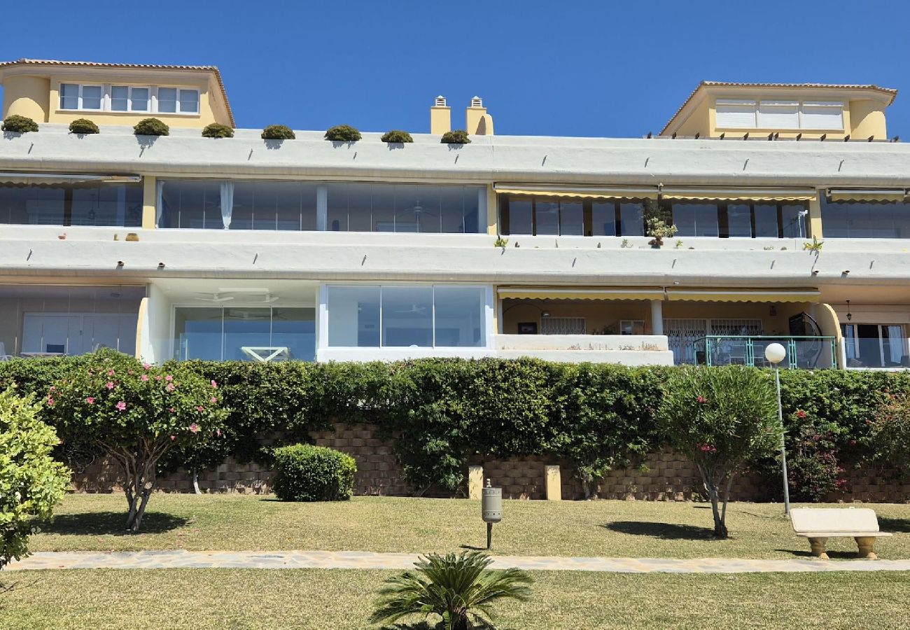 Apartamento en Marbella - Estupendo Apartamento Vacacional en Las Mimosas Golf