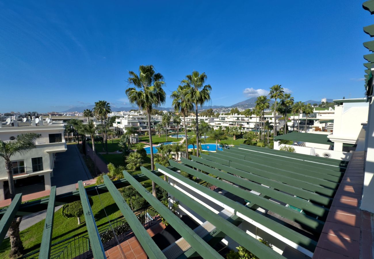 Apartamento en Marbella - Lorcrimar 2F. Moderno Apartamento Vacacional en Banús.