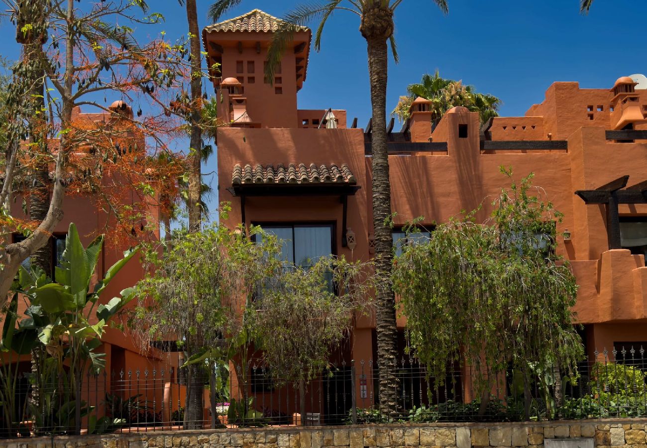 Casa adosada en Marbella - Lujosa Adosada en la Milla de Oro, Marbella. 