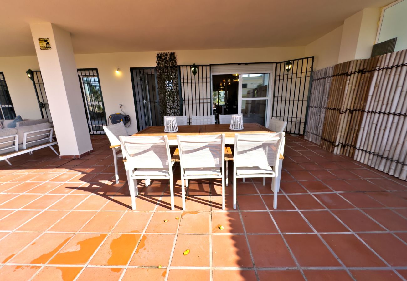 Ferienwohnung in Marbella - Lor 8BG. Moderno Apartamento Cerca de Puerto Banús.