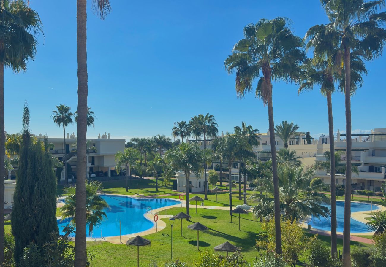 Ferienwohnung in Marbella - Lor 31C.Moderno Apartamento Orientado al Sur en Locrimar. 