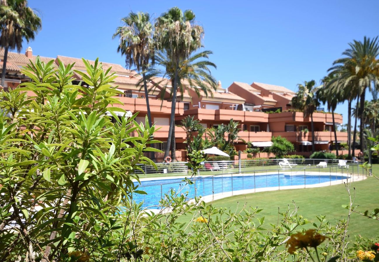 Ferienwohnung in Marbella - Apartamento planta baja Puerto Banus 