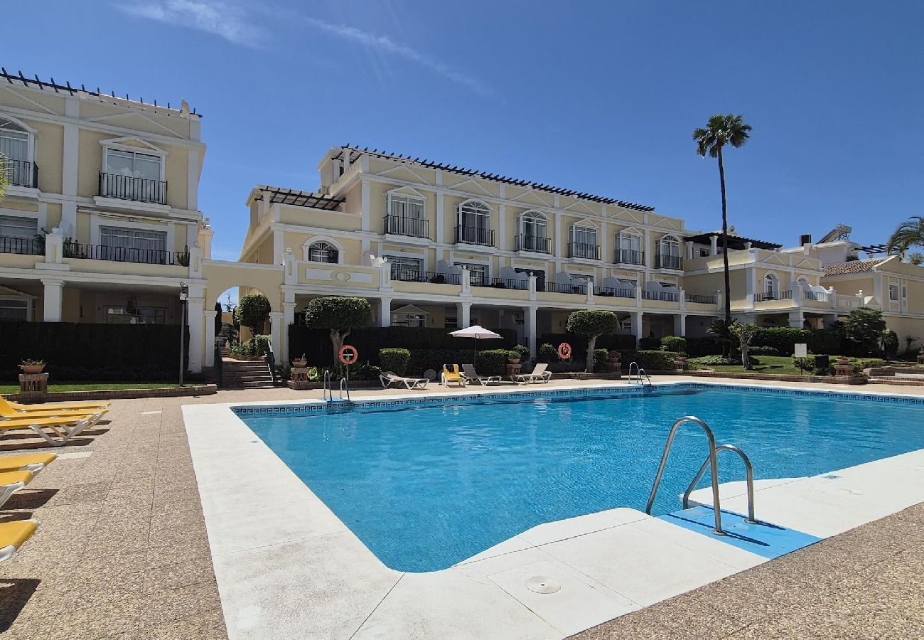 Ferienwohnung in Marbella - Apartamento en Aloha Nueva Andalucía 