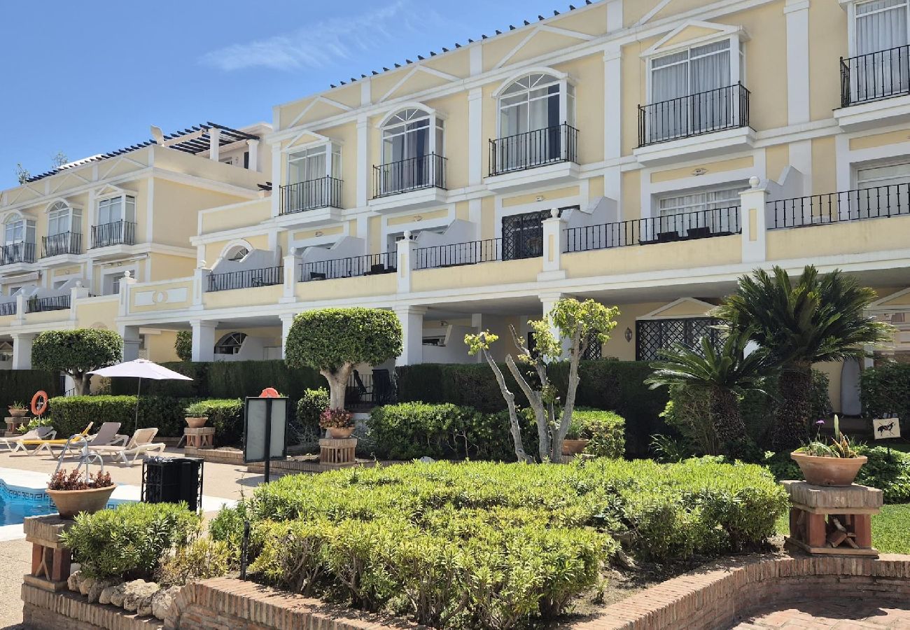 Ferienwohnung in Marbella - Apartamento en Aloha Nueva Andalucía 