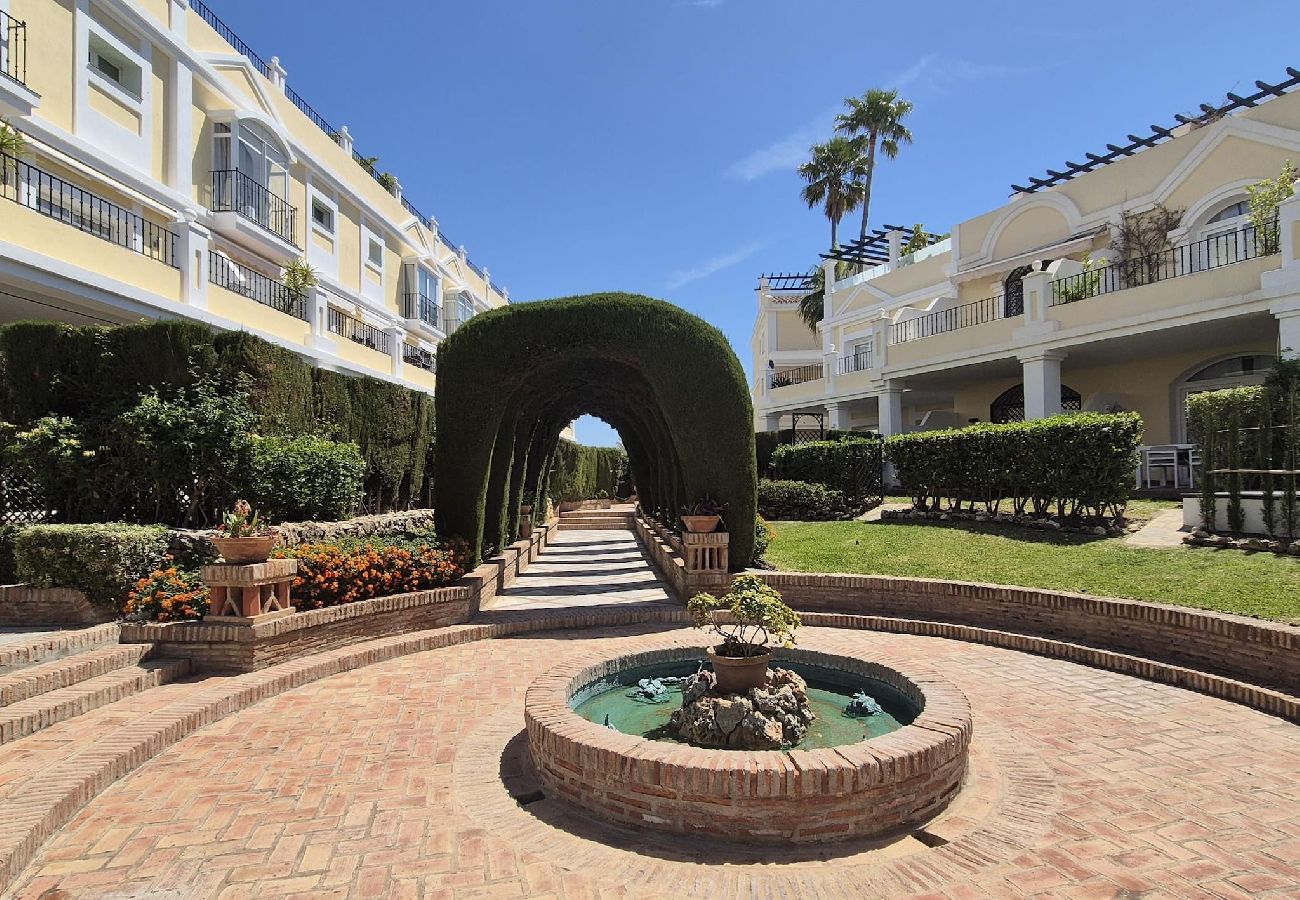 Ferienwohnung in Marbella - Apartamento en Aloha Nueva Andalucía 