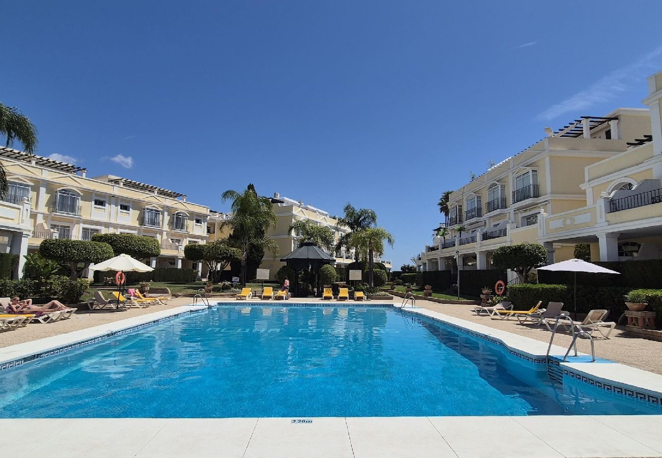 Ferienwohnung in Marbella - Apartamento en Aloha Nueva Andalucía 