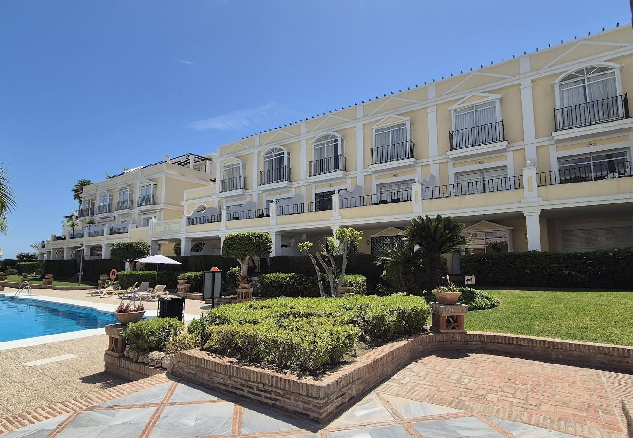 Ferienwohnung in Marbella - Apartamento en Aloha Nueva Andalucía 