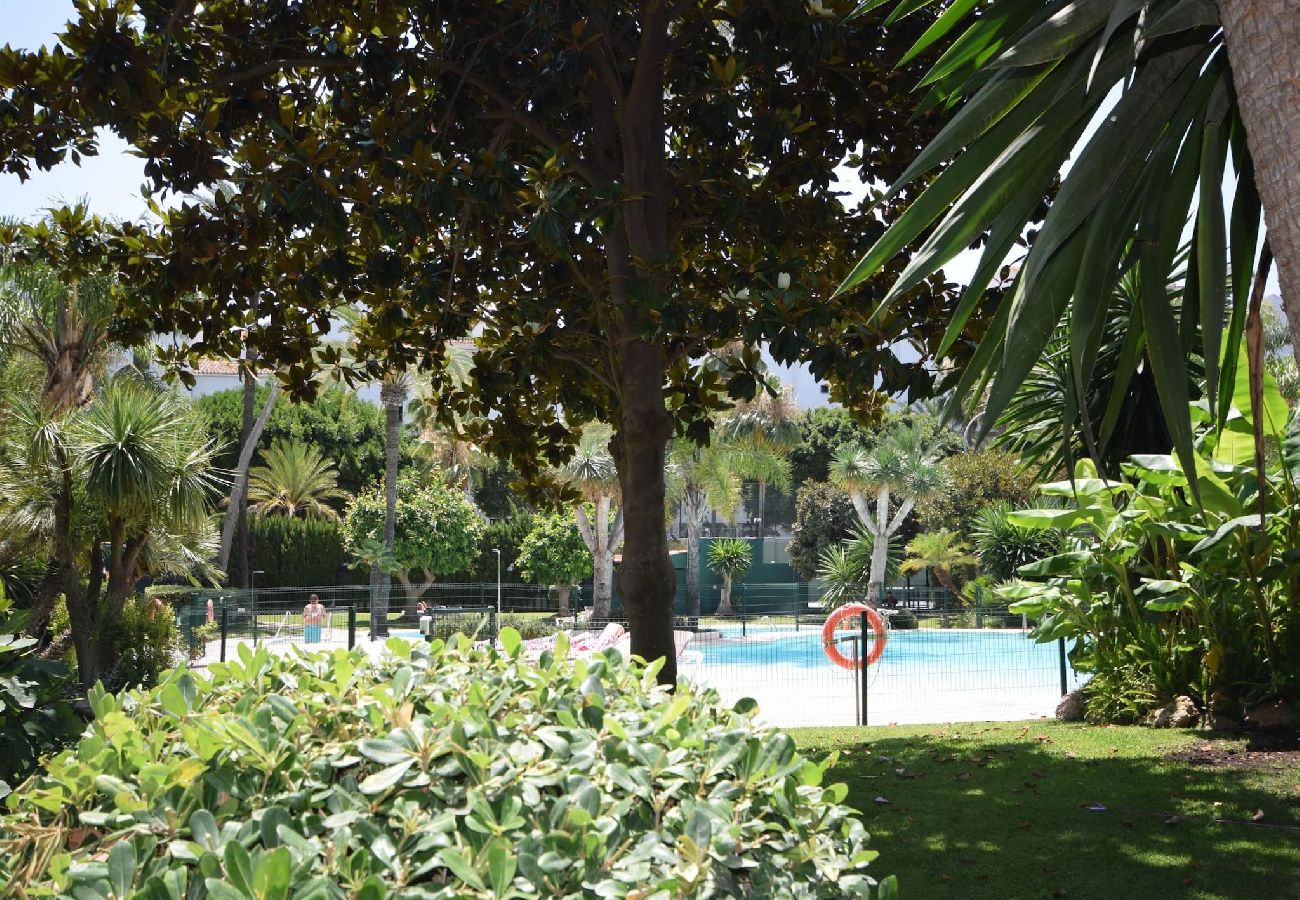 Ferienwohnung in Marbella - Apartamento en Puerto Banus 