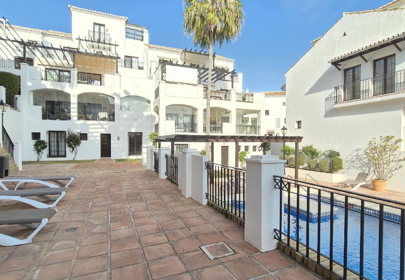 Ferienwohnung in Marbella - Apartamento en Altos de los Monteros 