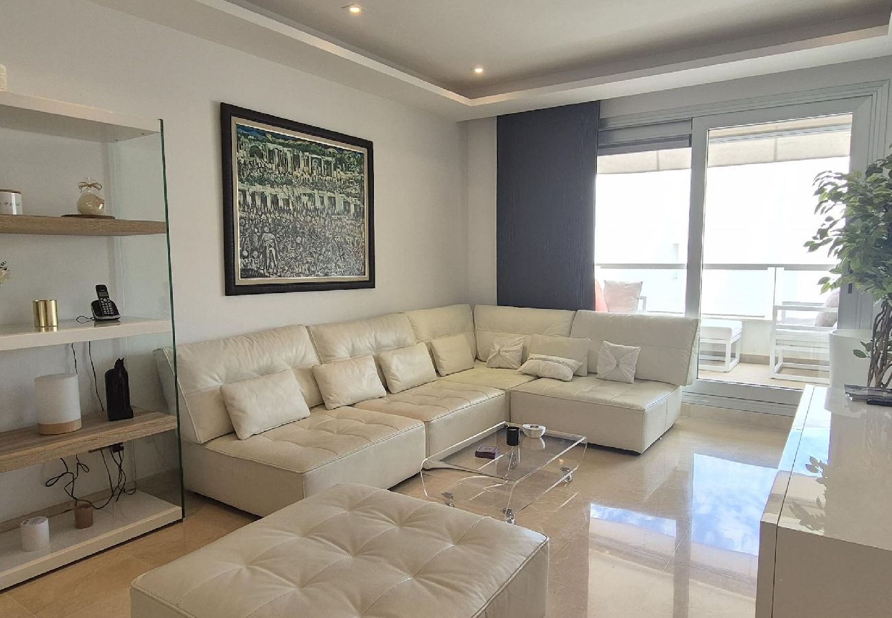 Ferienwohnung in Marbella - Apartamento en San Pedro lado playa 