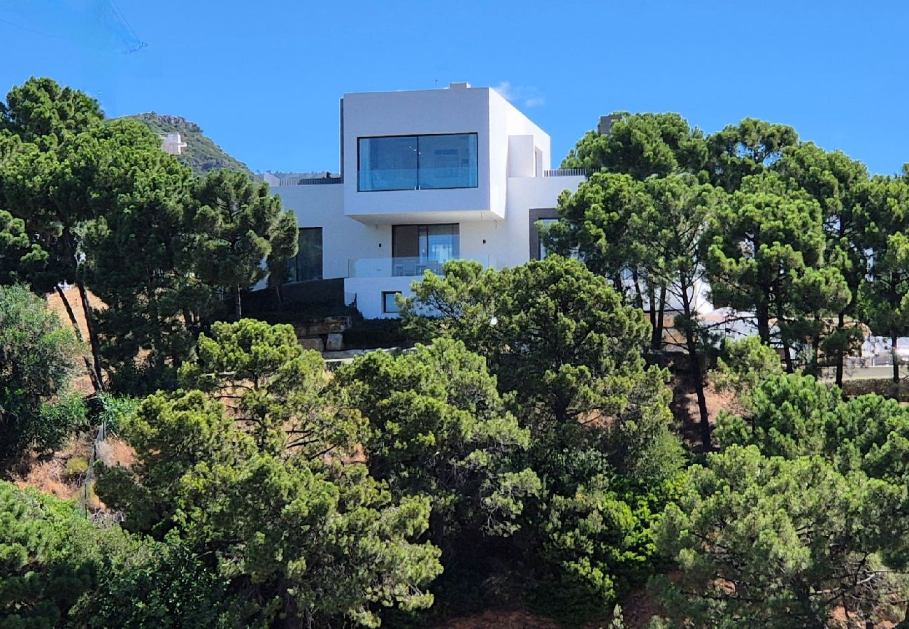 Ferienhaus in Benahavís - Villa Eagle: Unas Exclusivas y Lujosas Vacaciones. 