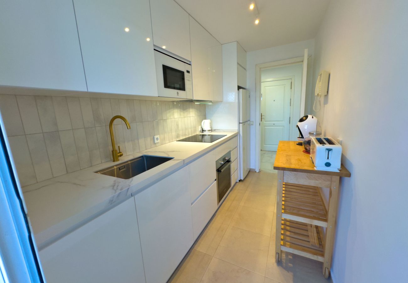 Ferienwohnung in Marbella - Lorcrimar 2F. Moderno Apartamento Vacacional en Banús.