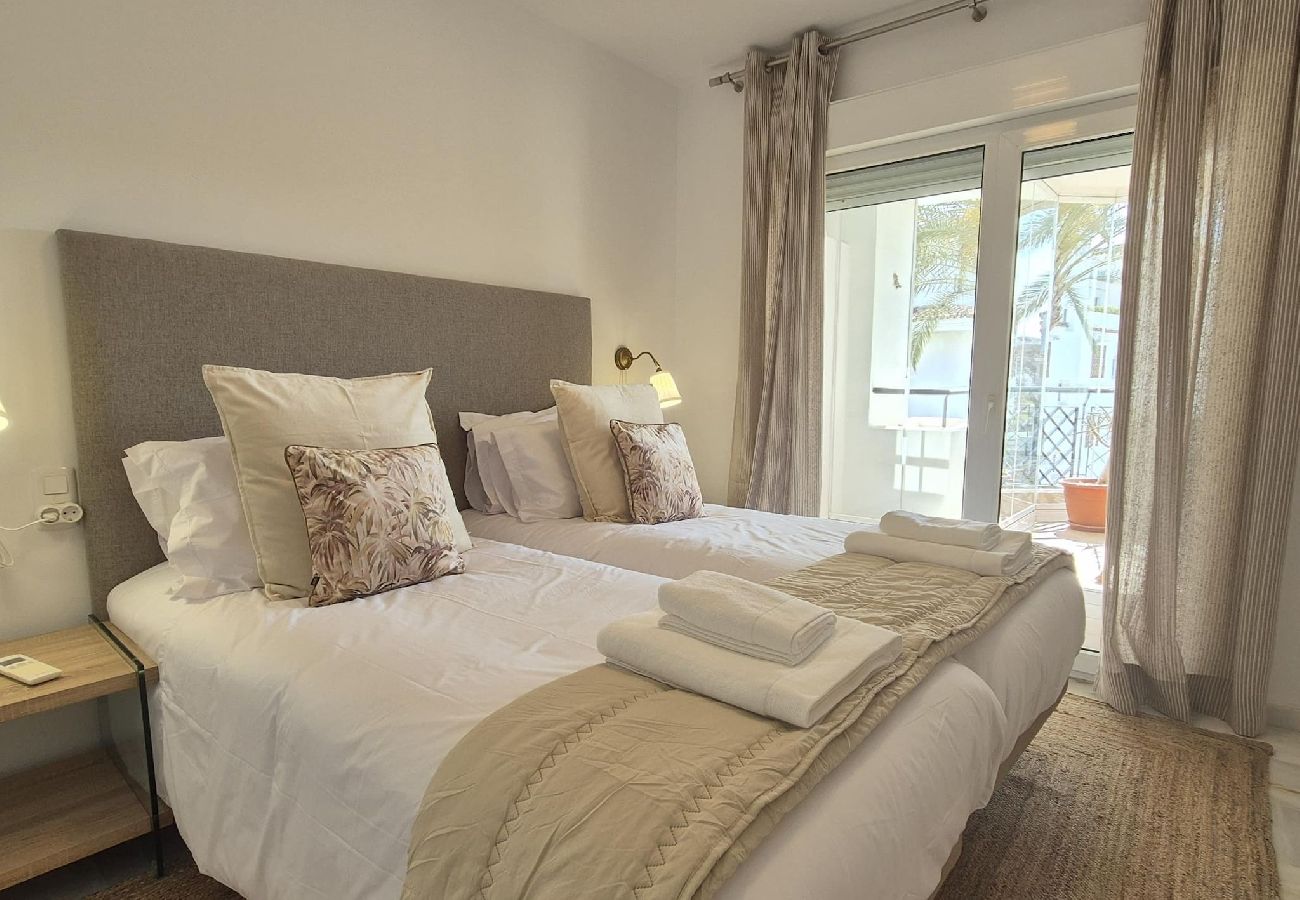 Ferienwohnung in Mijas - Moderno Apartamento en Mi Capricho, Calahonda.