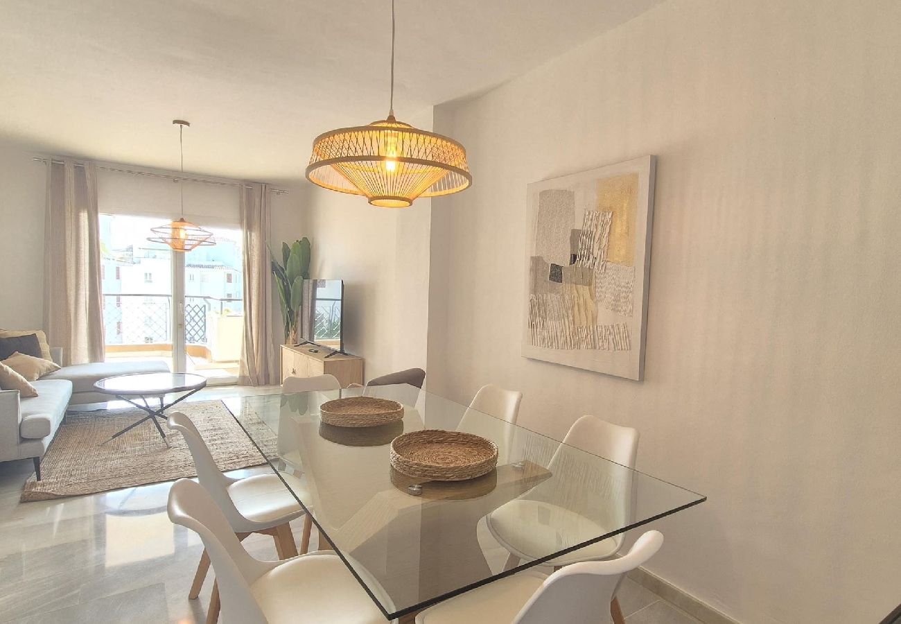 Ferienwohnung in Mijas - Moderno Apartamento en Mi Capricho, Calahonda.