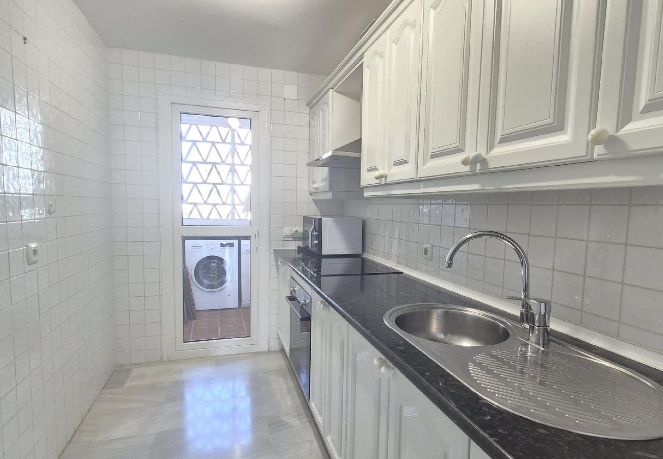 Ferienwohnung in Mijas - Moderno Apartamento en Mi Capricho, Calahonda.