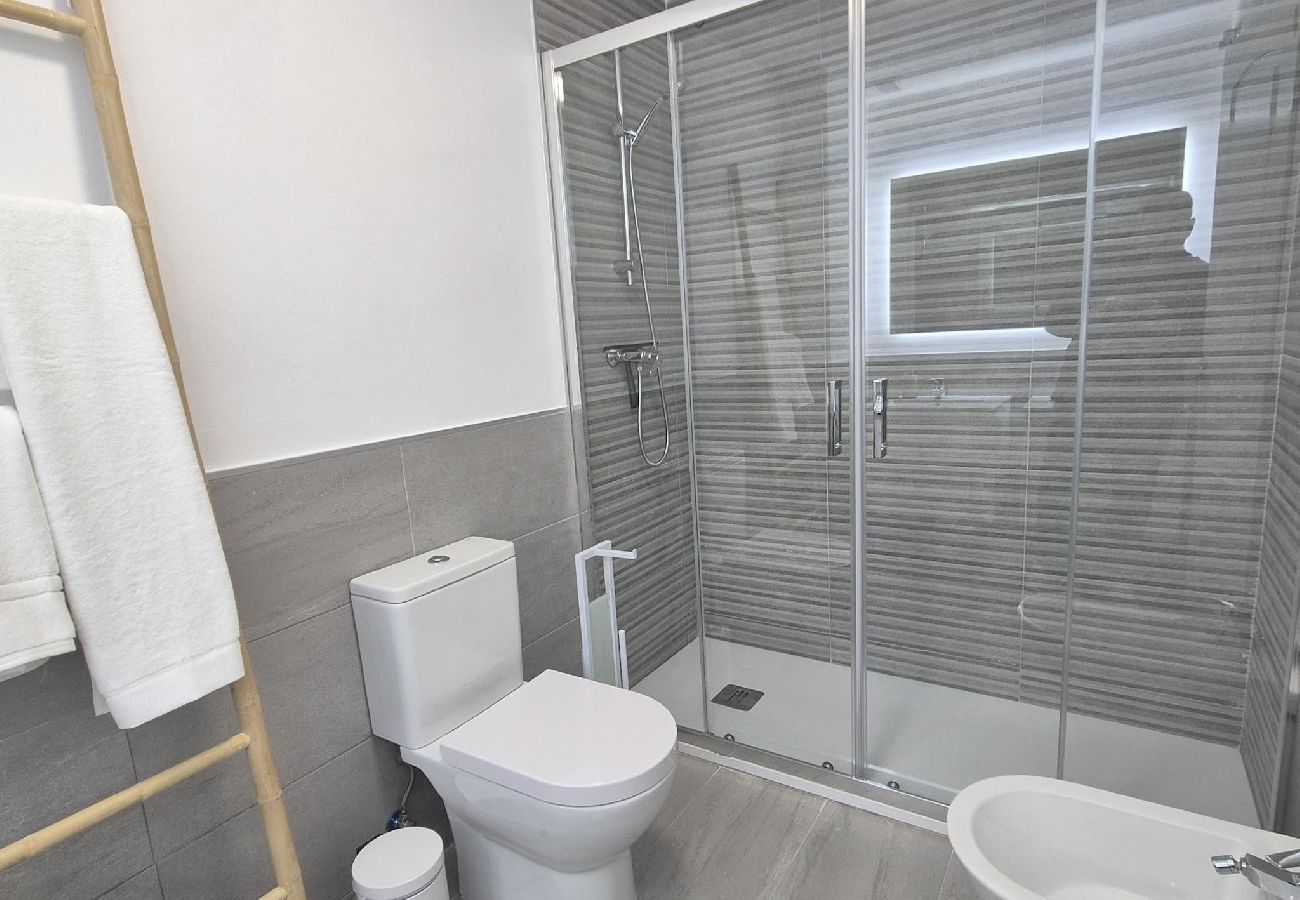 Ferienwohnung in Mijas - Moderno Apartamento en Mi Capricho, Calahonda.