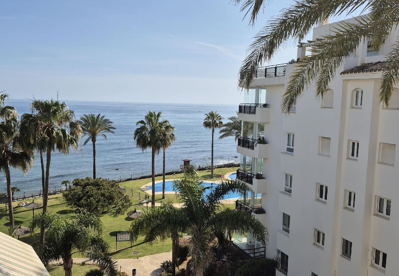 Ferienwohnung in Mijas - Moderno Apartamento en Mi Capricho, Calahonda.