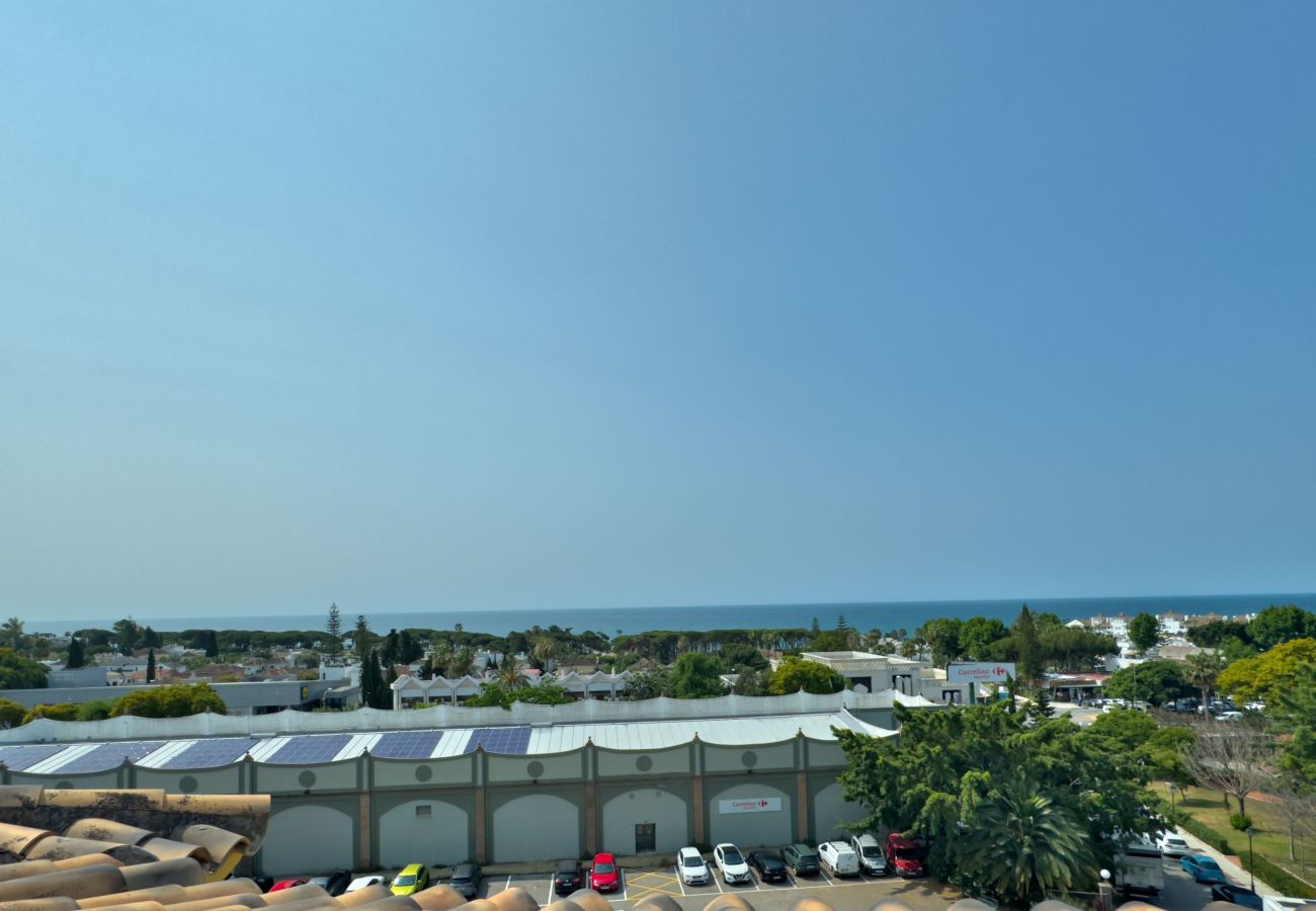 Ferienwohnung in Marbella - Moderno y Amplio Ático Dúplex en La Milla de Oro.