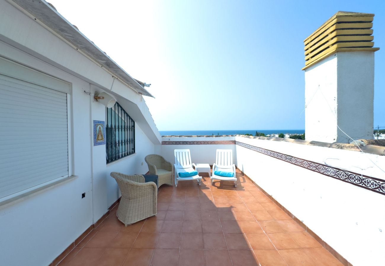 Ferienwohnung in Marbella - Moderno y Amplio Ático Dúplex en La Milla de Oro.