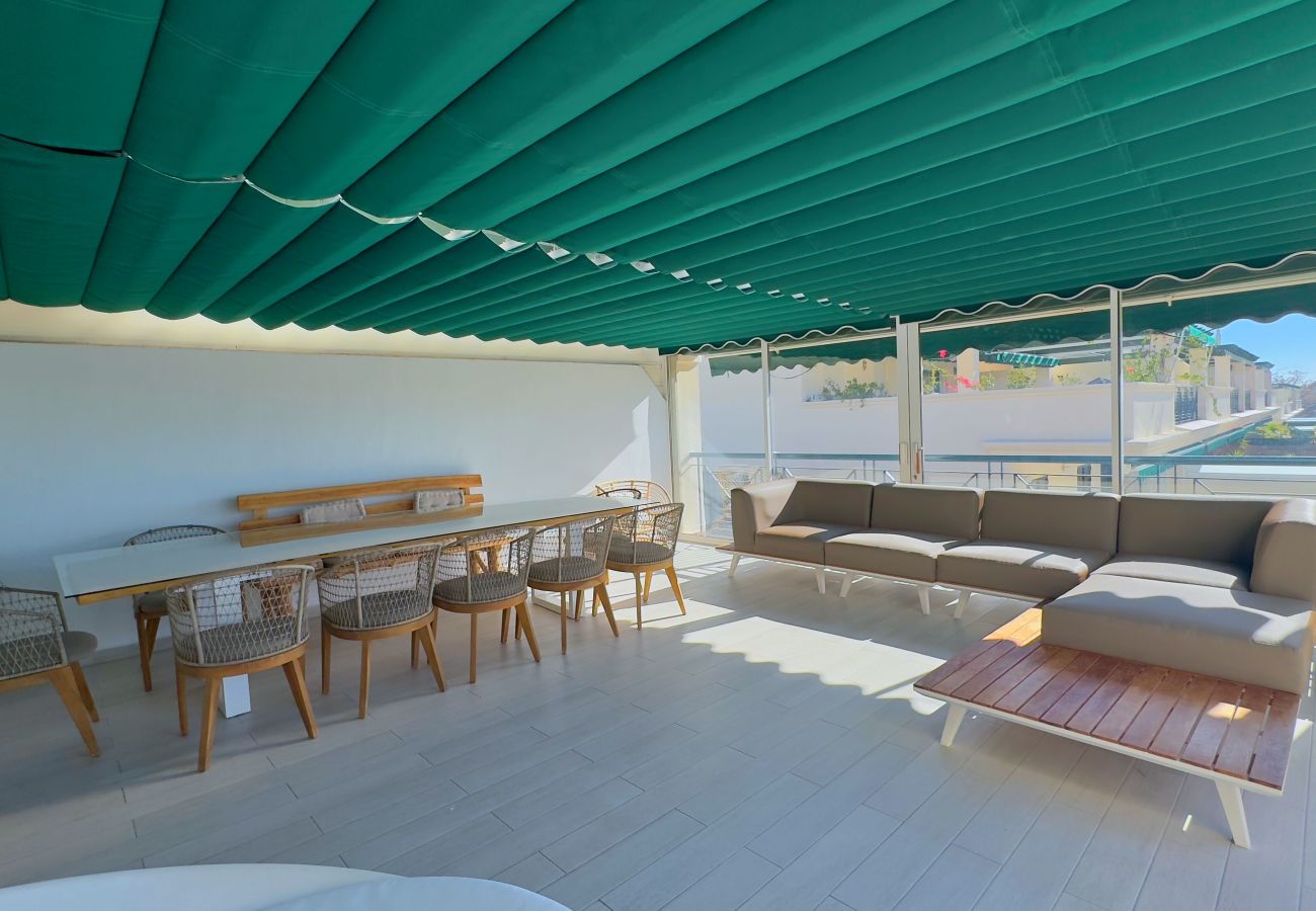 Apartment in Marbella - Lor 31C.Modern South Facing Apartment in Locrimar. 