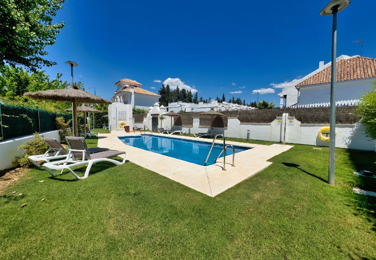 Townhouse in Marbella - Corner Townhouse Next to Golf in Marbella. 