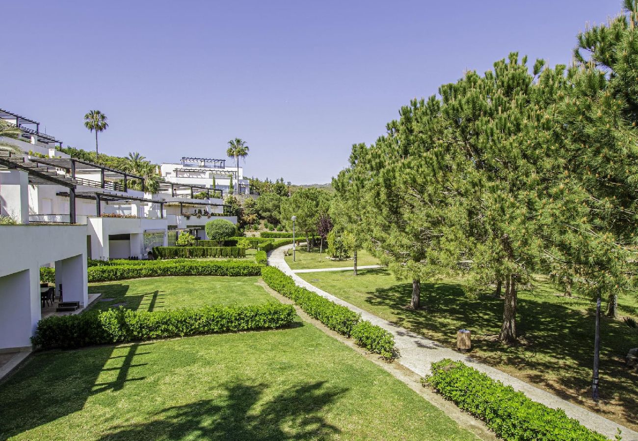 Townhouse in Marbella - semi-detached house in Santa Clara Golf 