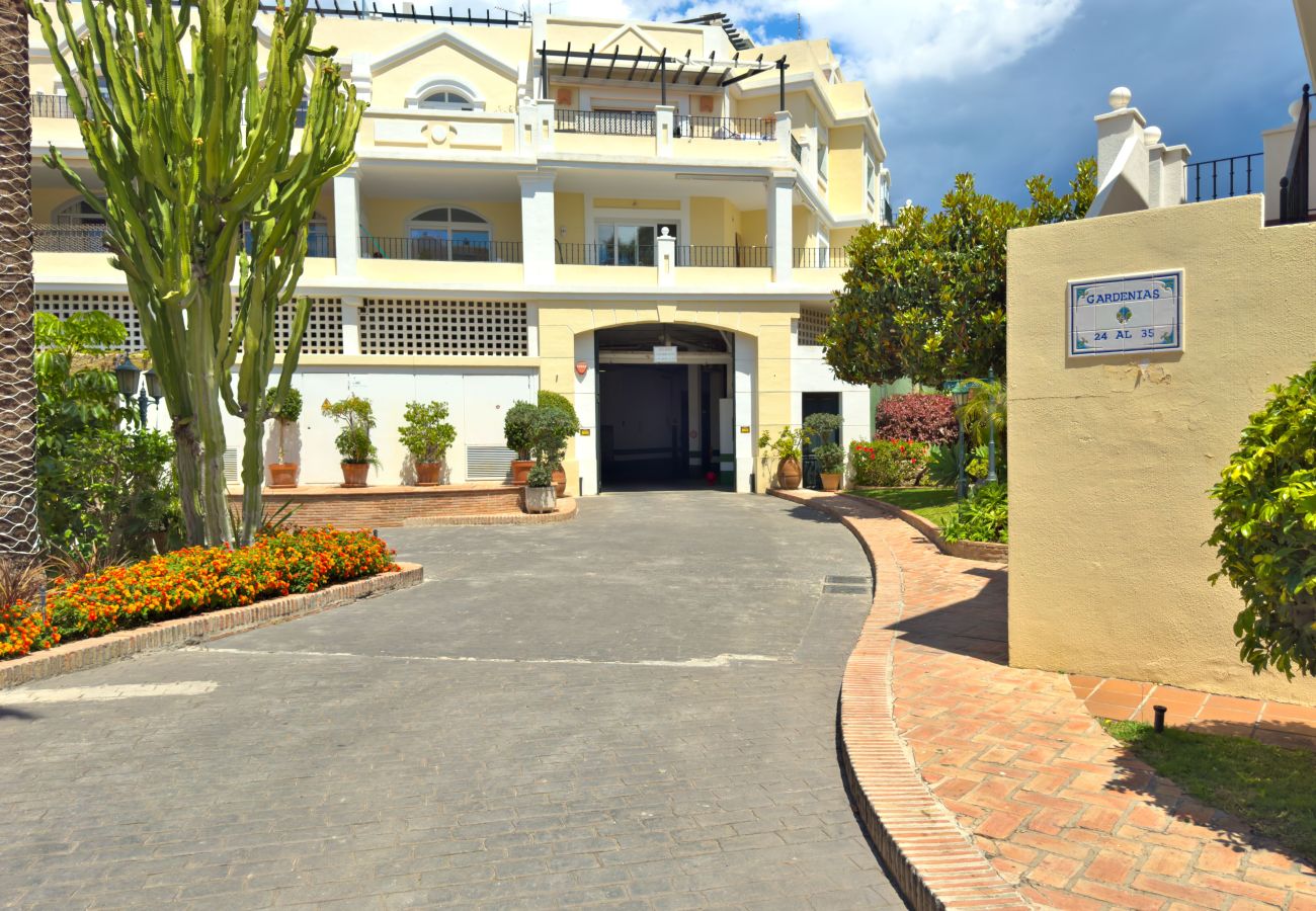 Apartment in Marbella - Dream Getaway in Aloha Garden, Marbella