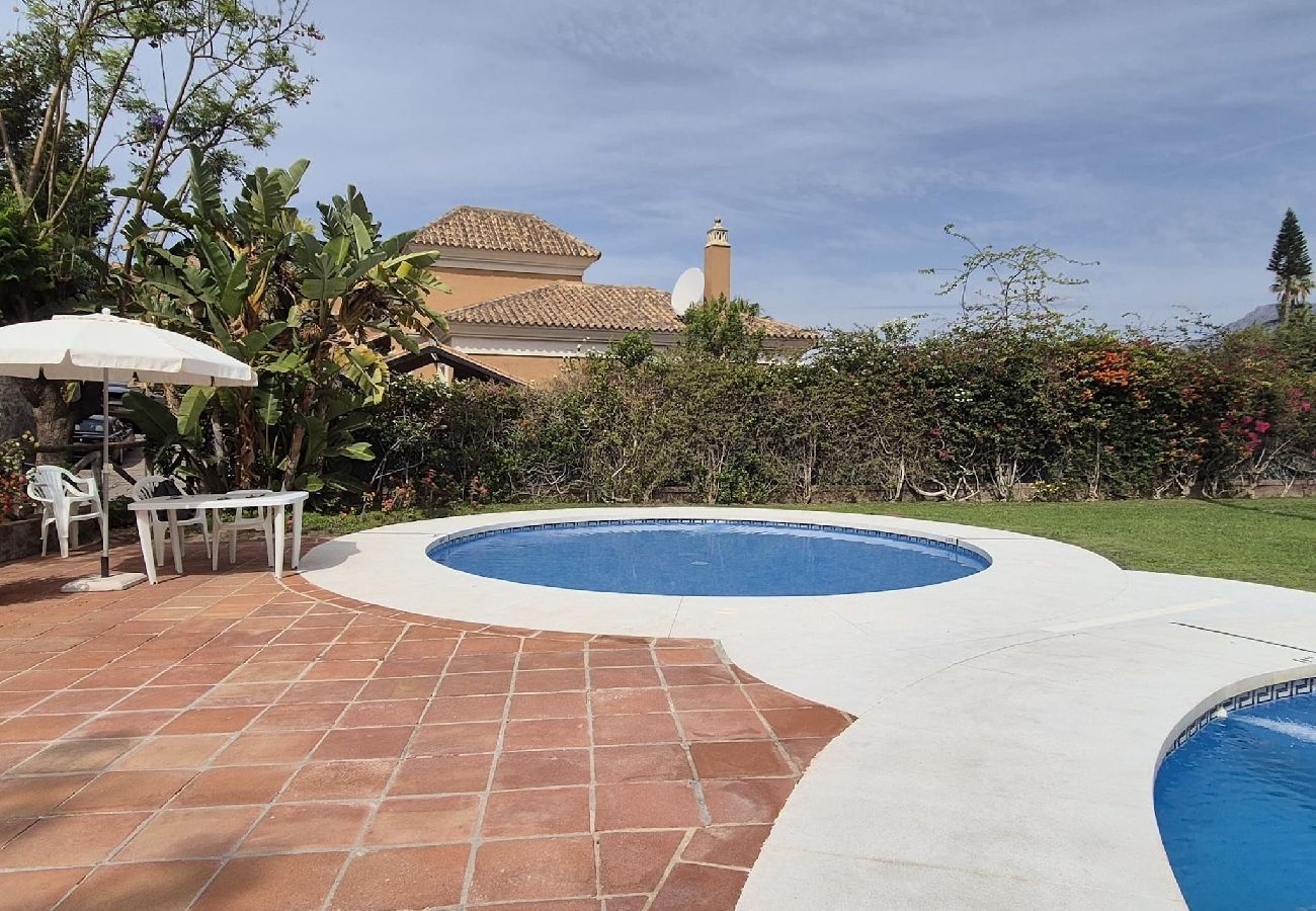 Townhouse in Marbella - Exclusive Luxury Townhouse in Santa Clara Golf .