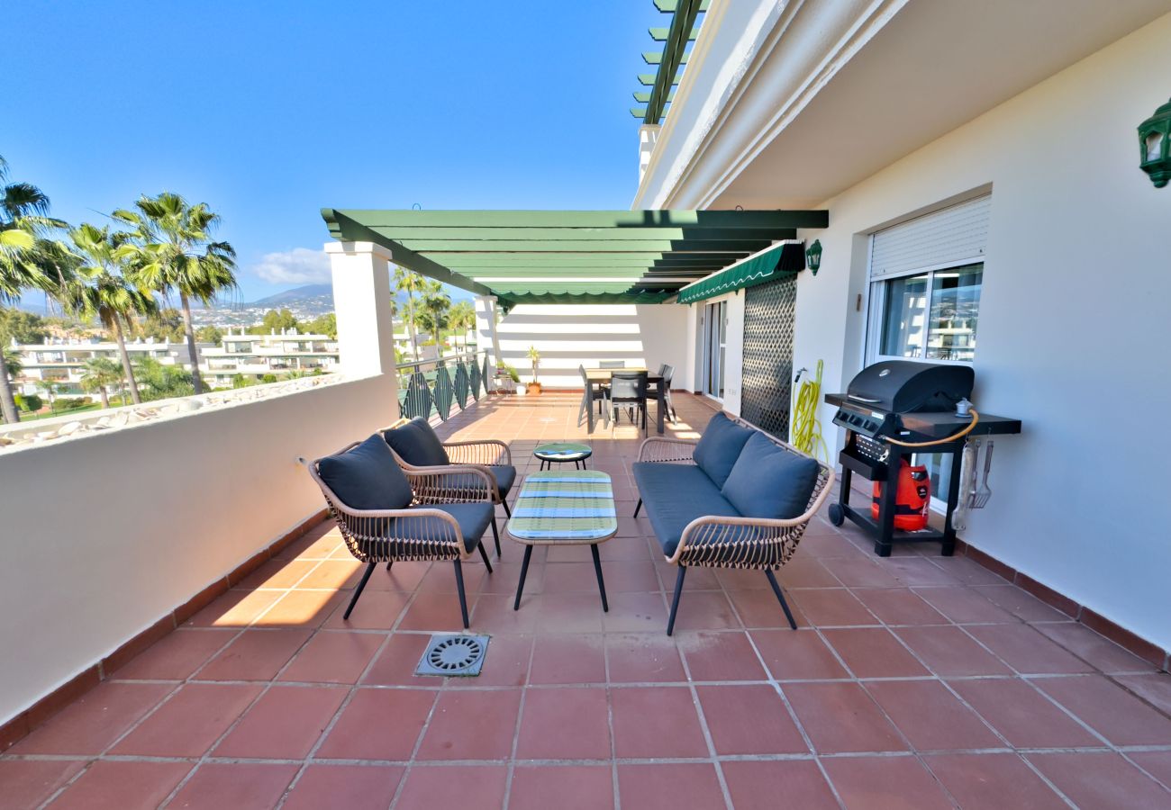 Apartment in Marbella - Lorcrimar 2F. Modern Holiday Apartment in Banus.