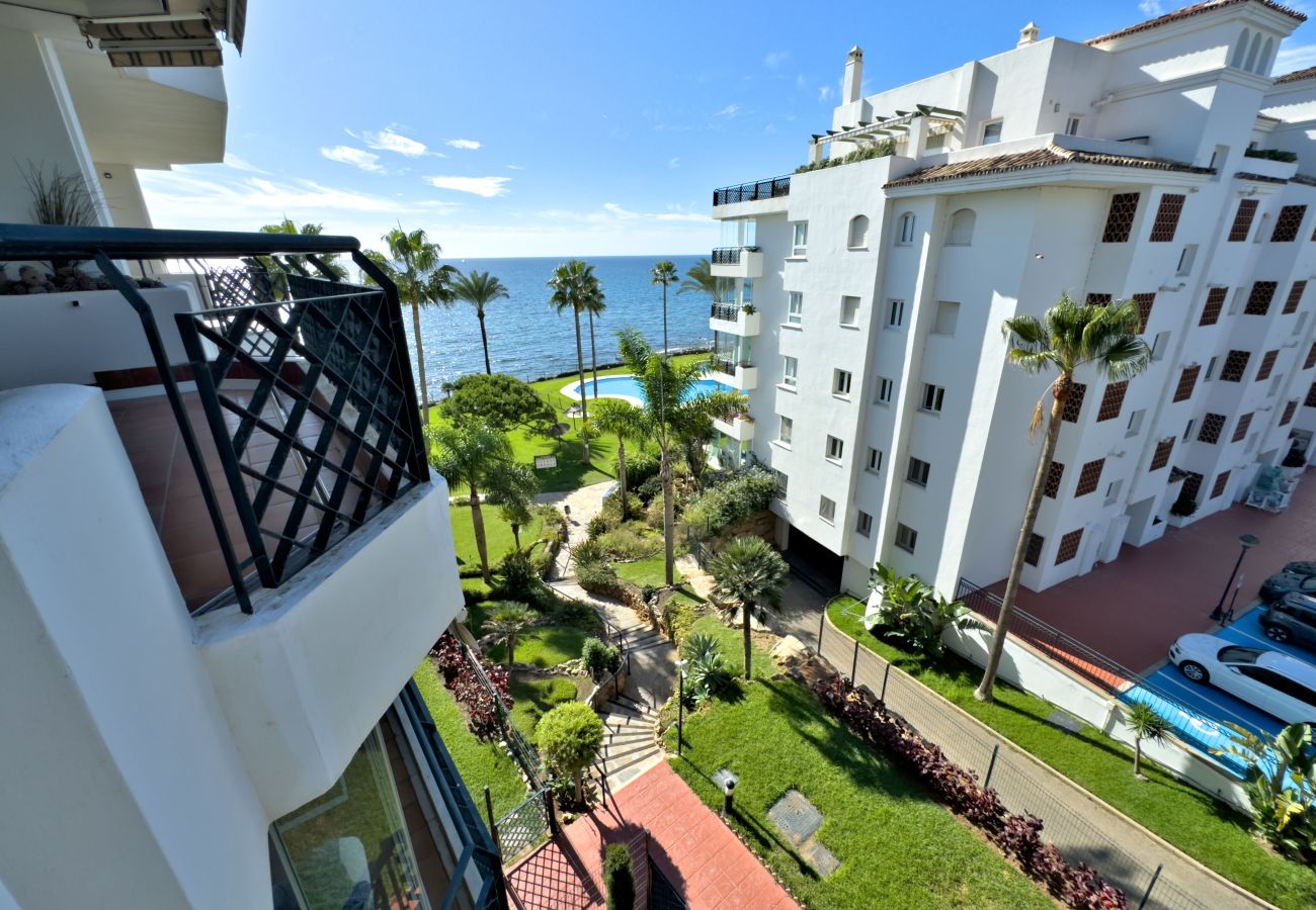 Apartment in Mijas Costa - Stunning Apartment in Mi Capricho, Calahonda.