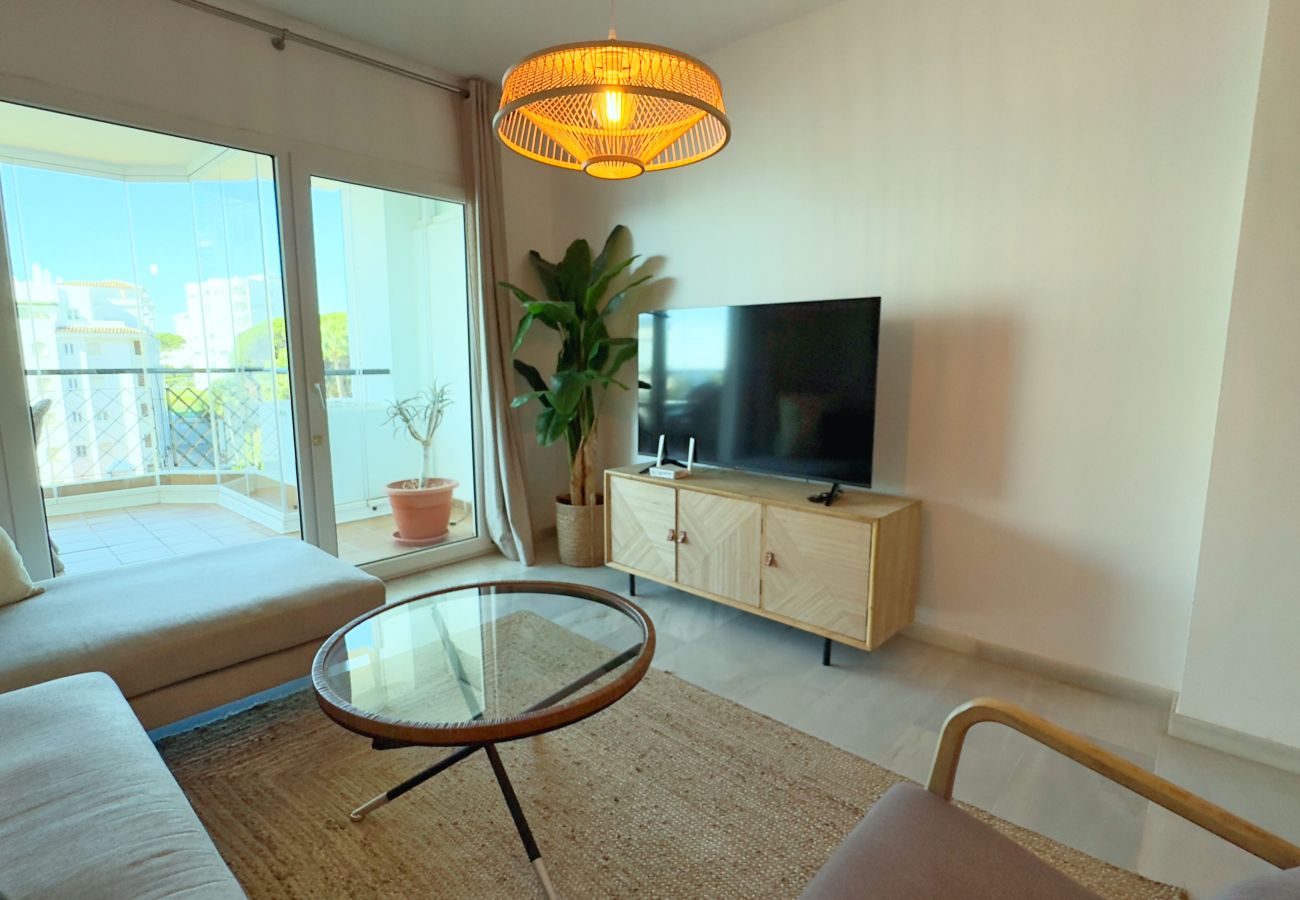 Apartment in Mijas Costa - Stunning Apartment in Mi Capricho, Calahonda.