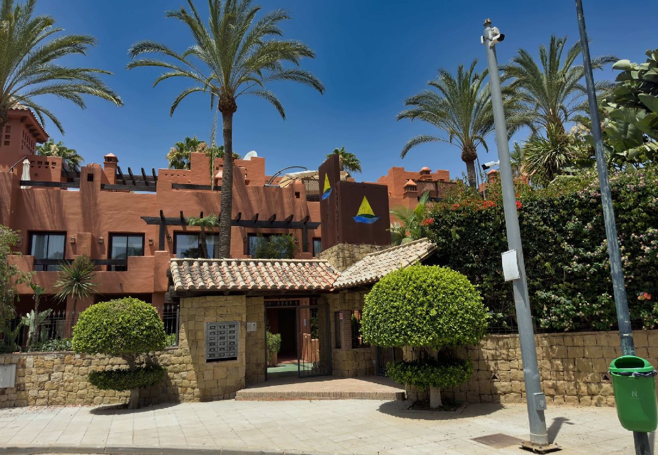 Townhouse in Marbella - Luxury Townhouse on Marbella's Golden Mile 