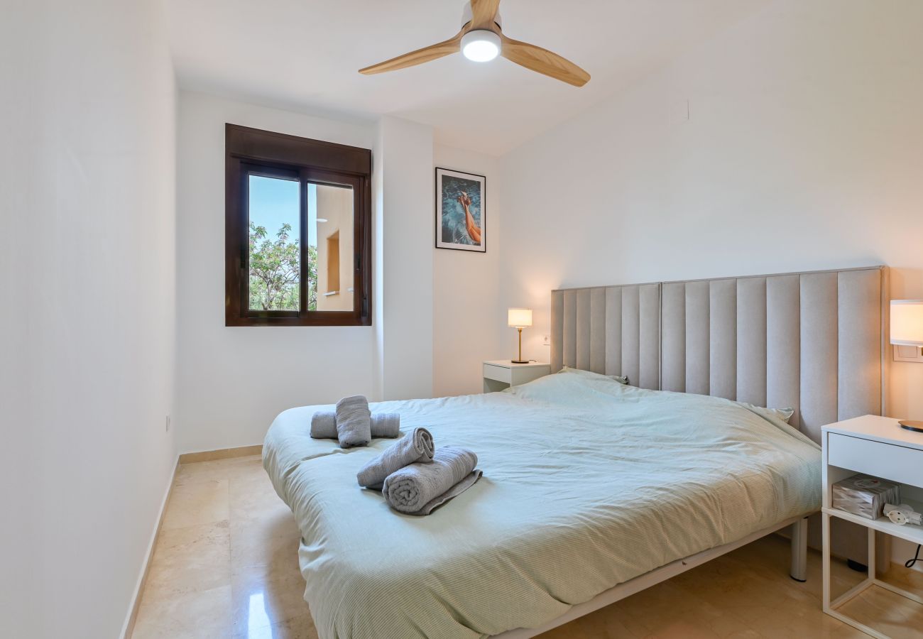 Apartment in Estepona - Spacious 3-Bedroom Apartment by the Beach – Costalita, Estepona