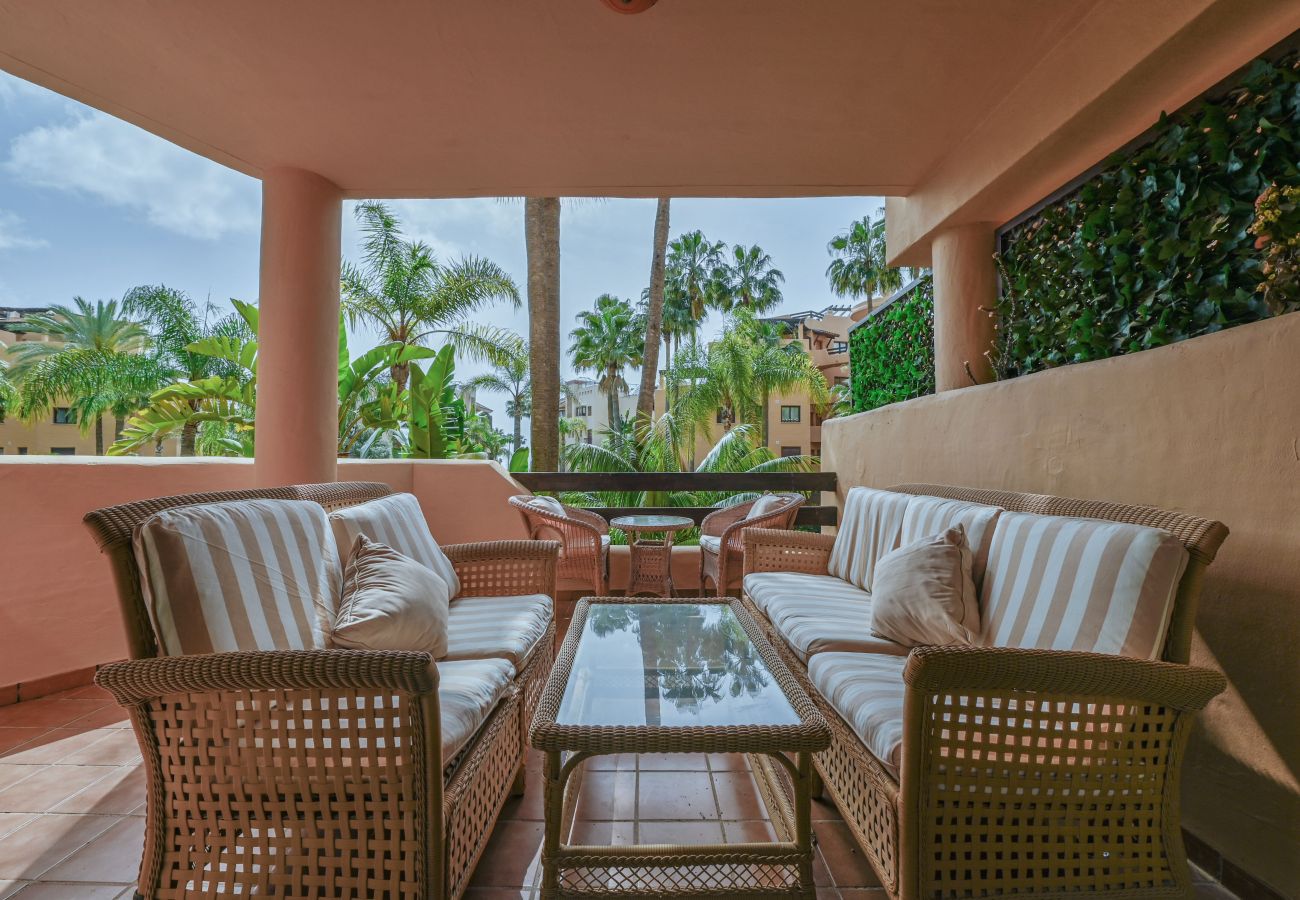 Apartment in Estepona - Spacious 3-Bedroom Apartment by the Beach – Costalita, Estepona