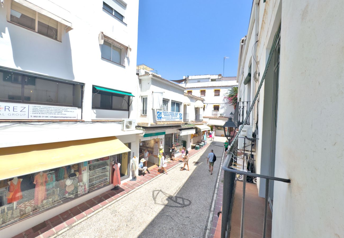 Апартаменты на Марбелья / Marbella - Apartamento con encanto en el Casco Antiguo.